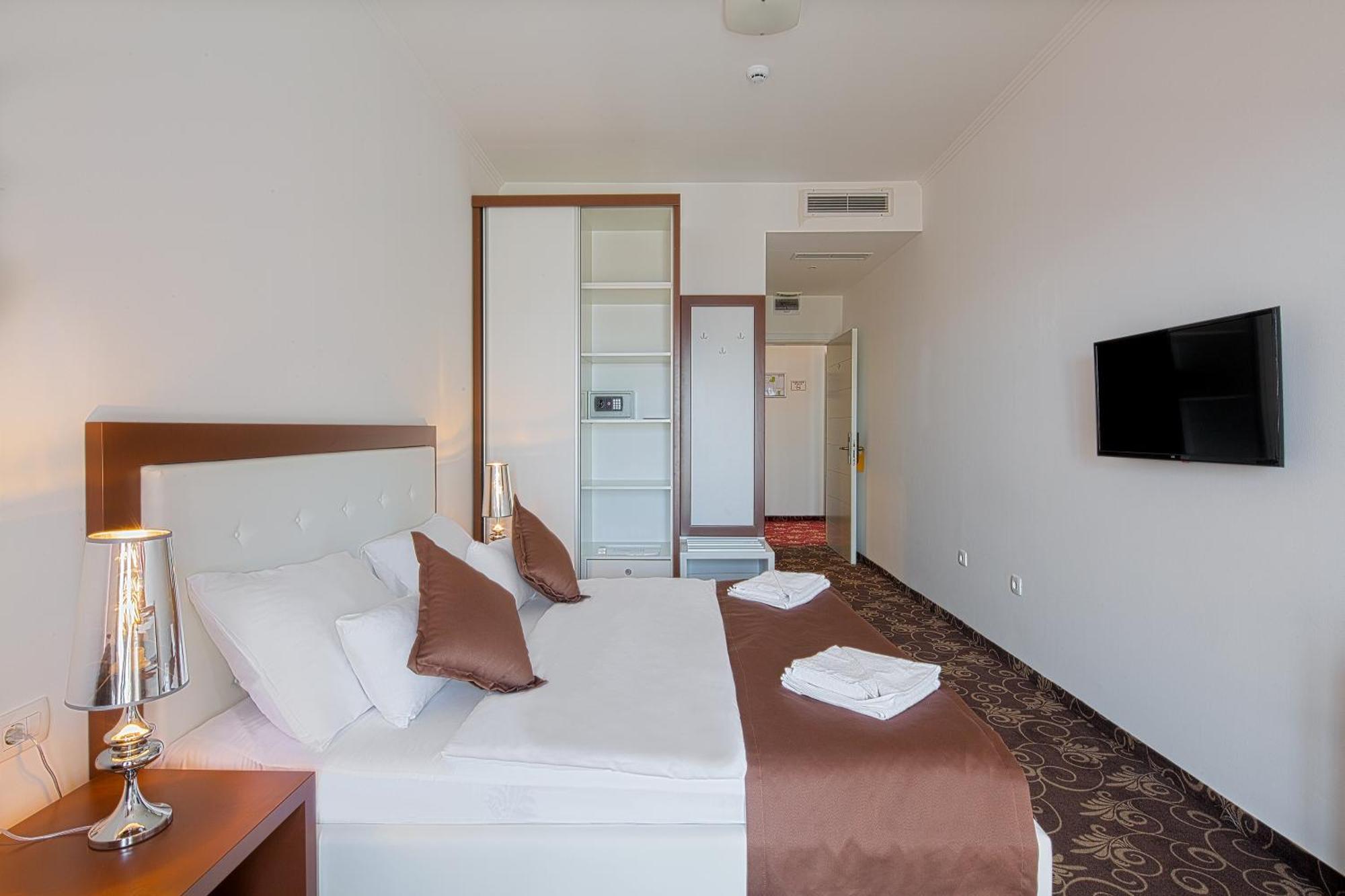 Hotel Pozzo Budva Eksteriør bilde