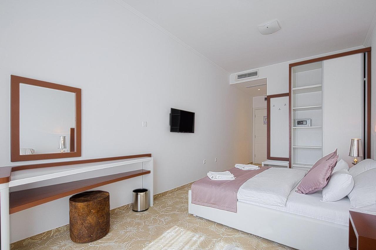 Hotel Pozzo Budva Eksteriør bilde