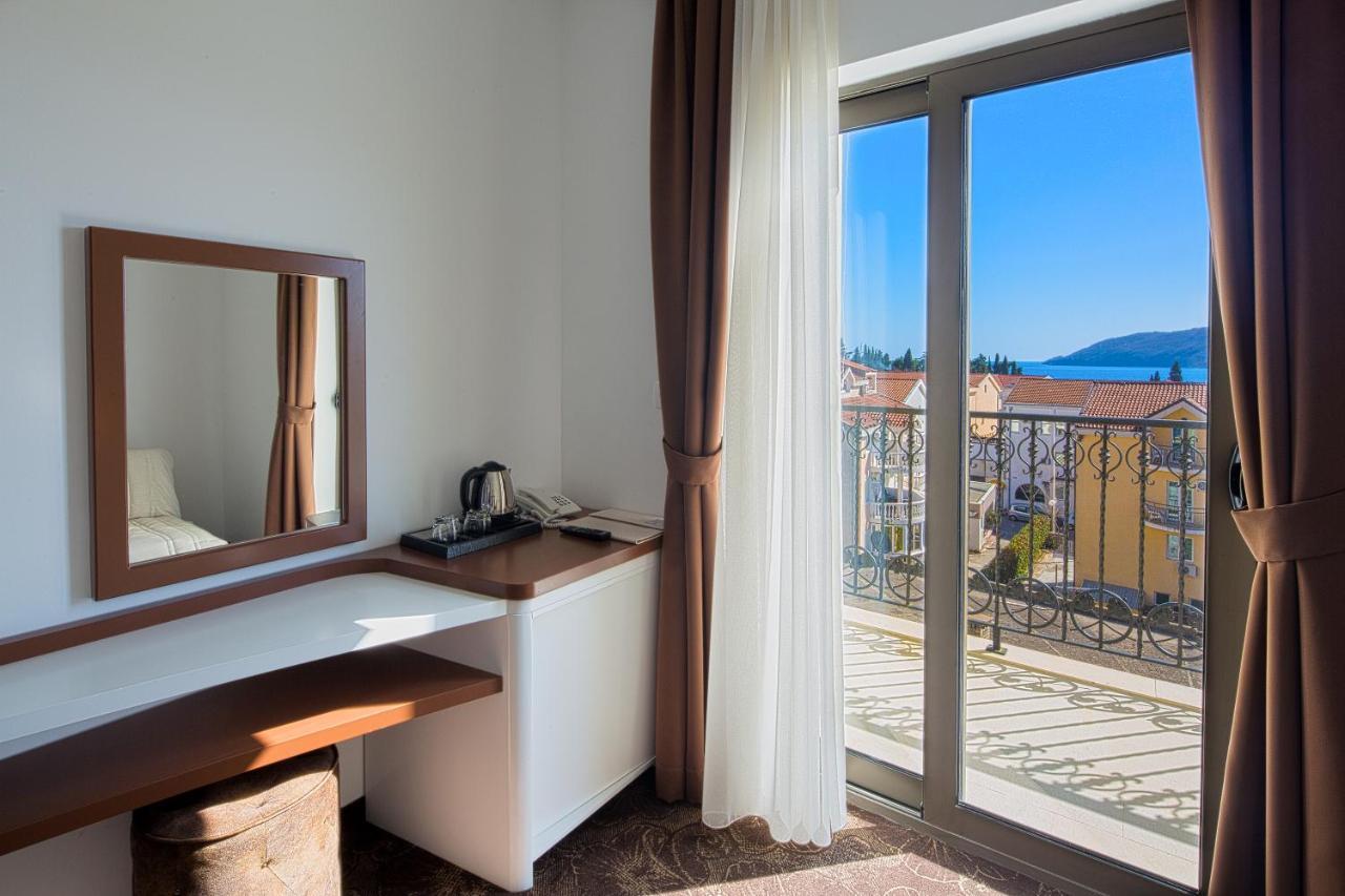 Hotel Pozzo Budva Eksteriør bilde