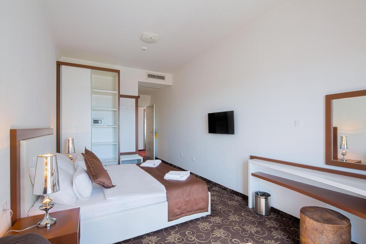 Hotel Pozzo Budva Eksteriør bilde